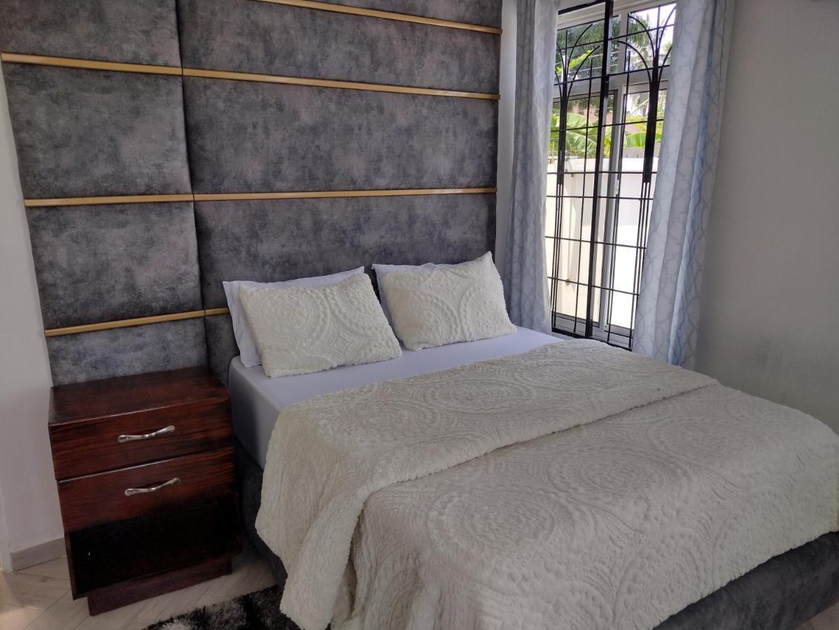Mkamiti Villa - Executive Airport Villa Dar es Salaam Esterno foto